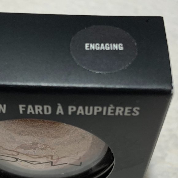 MAC Cosmetics Mineralize Duos ENGAGING Eyeshadow Antiquitease Collection - Picture 6 of 9